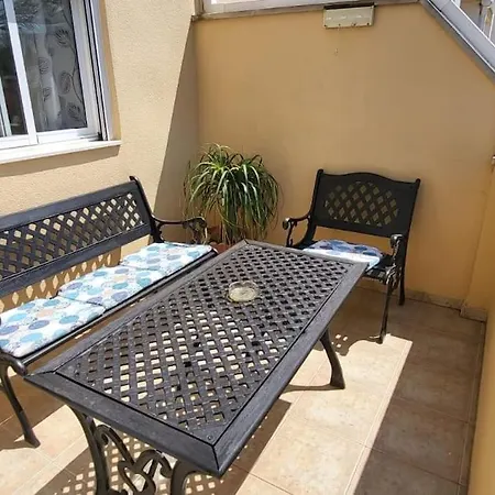 Charm With An Oasis By The Dénia